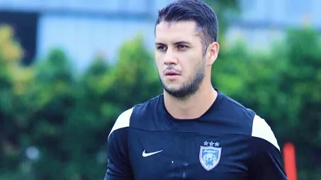 11 November 2014 - Eldstål announced that he had signed a contract with Johor Darul Ta'zim FC