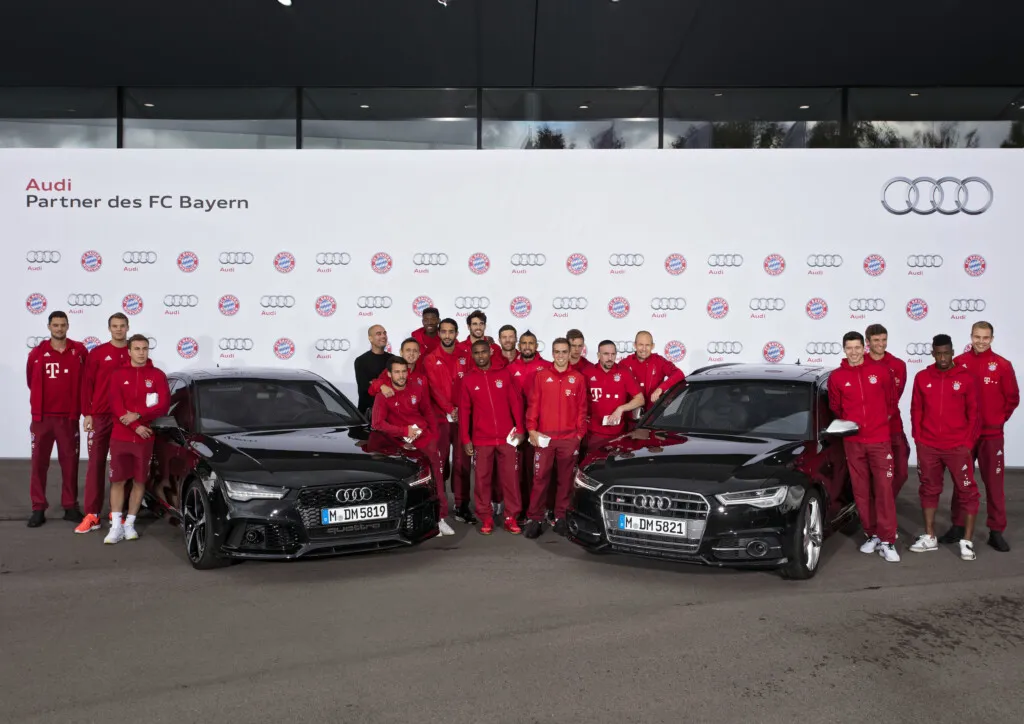 FC Bayern receives official cars in Neuburg