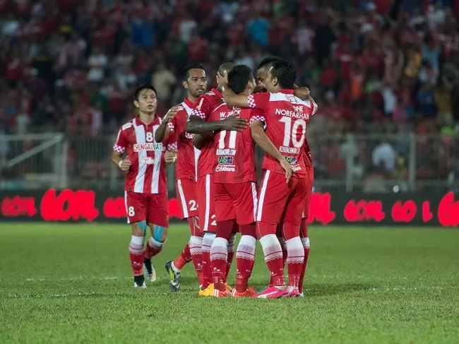 Photo credits: mykelate.net