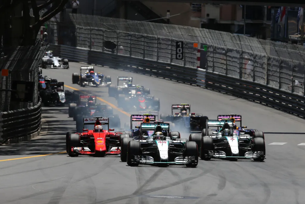 Photo Credit: luxurypitstop.com