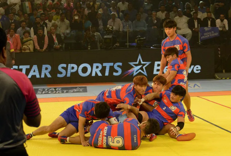 Photo: Sam Panthaky/ AFP